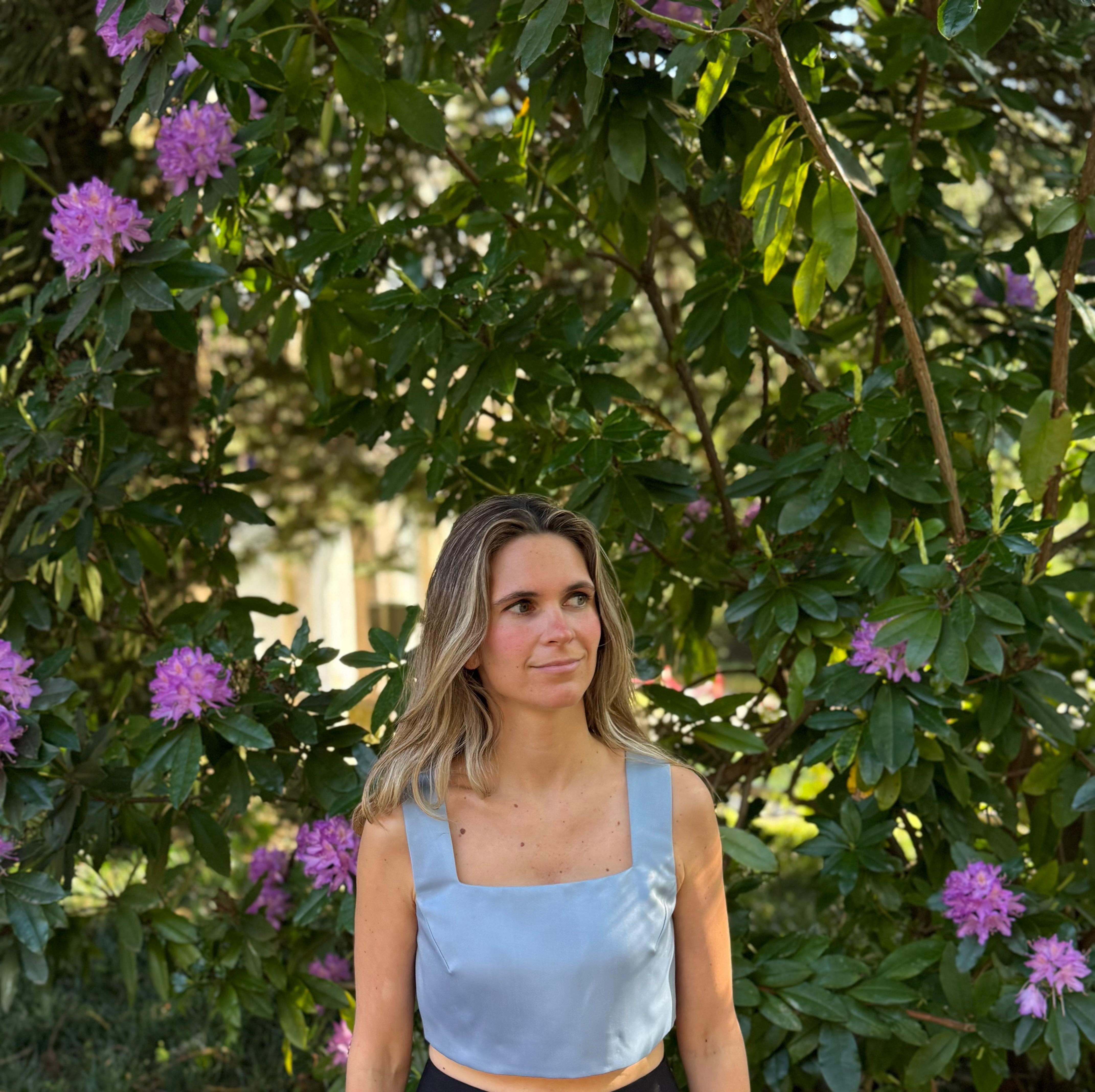 TOP AZUL SATINADO