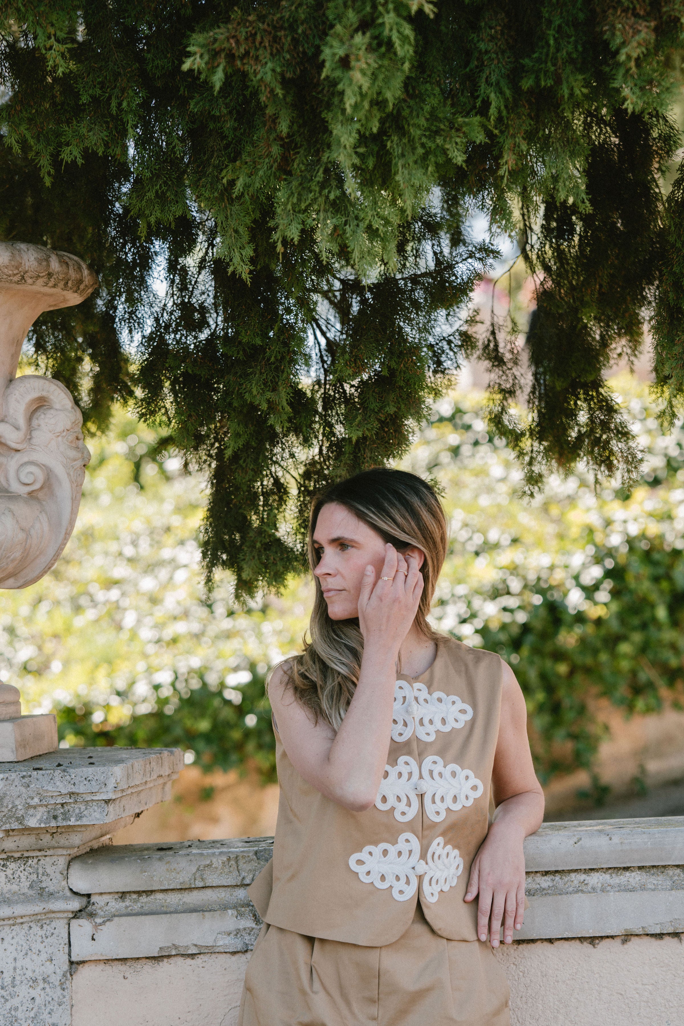 ALCÁZAR SET — Vest + Bermuda Shorts