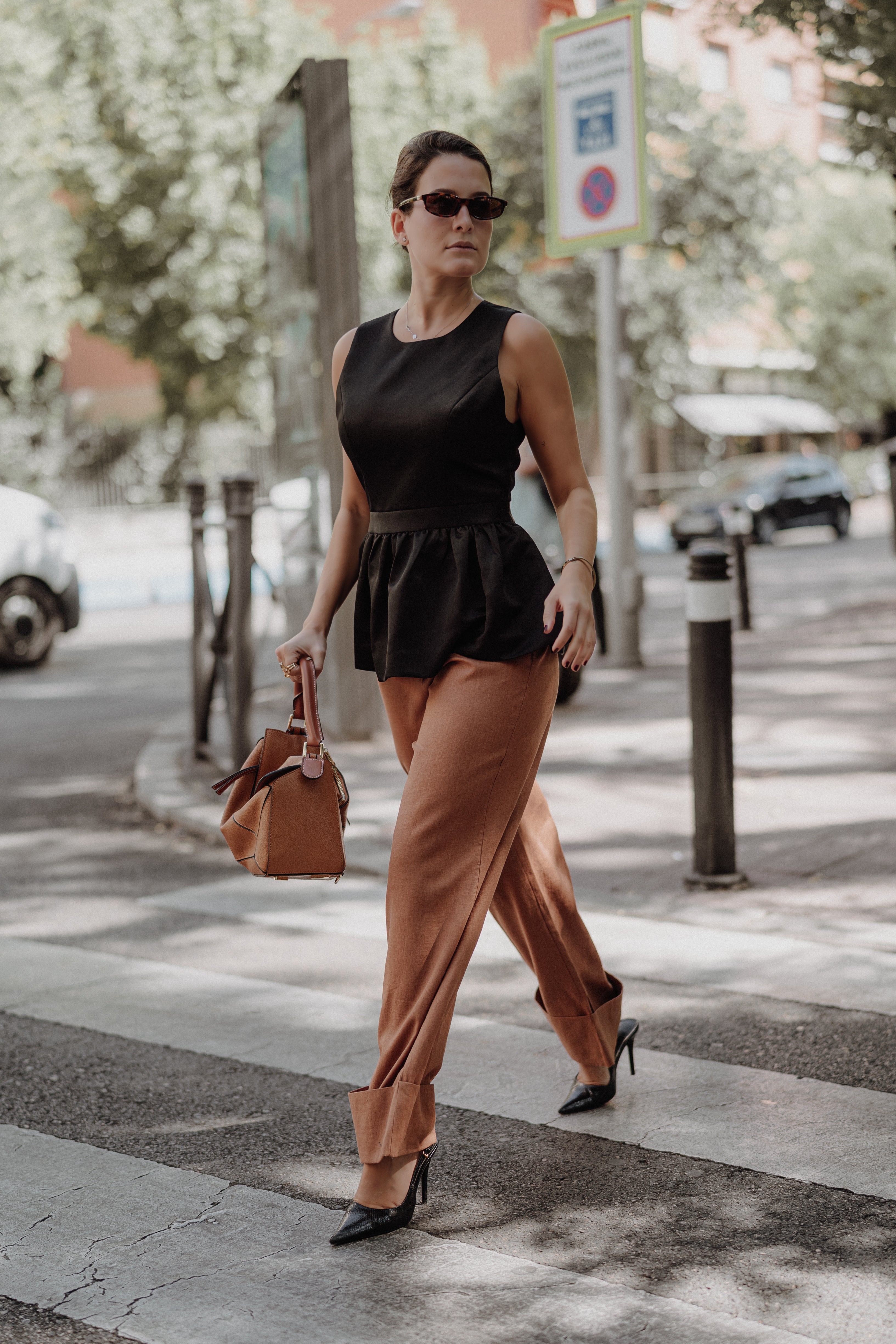 TOP NEGRO CON POPELÍN