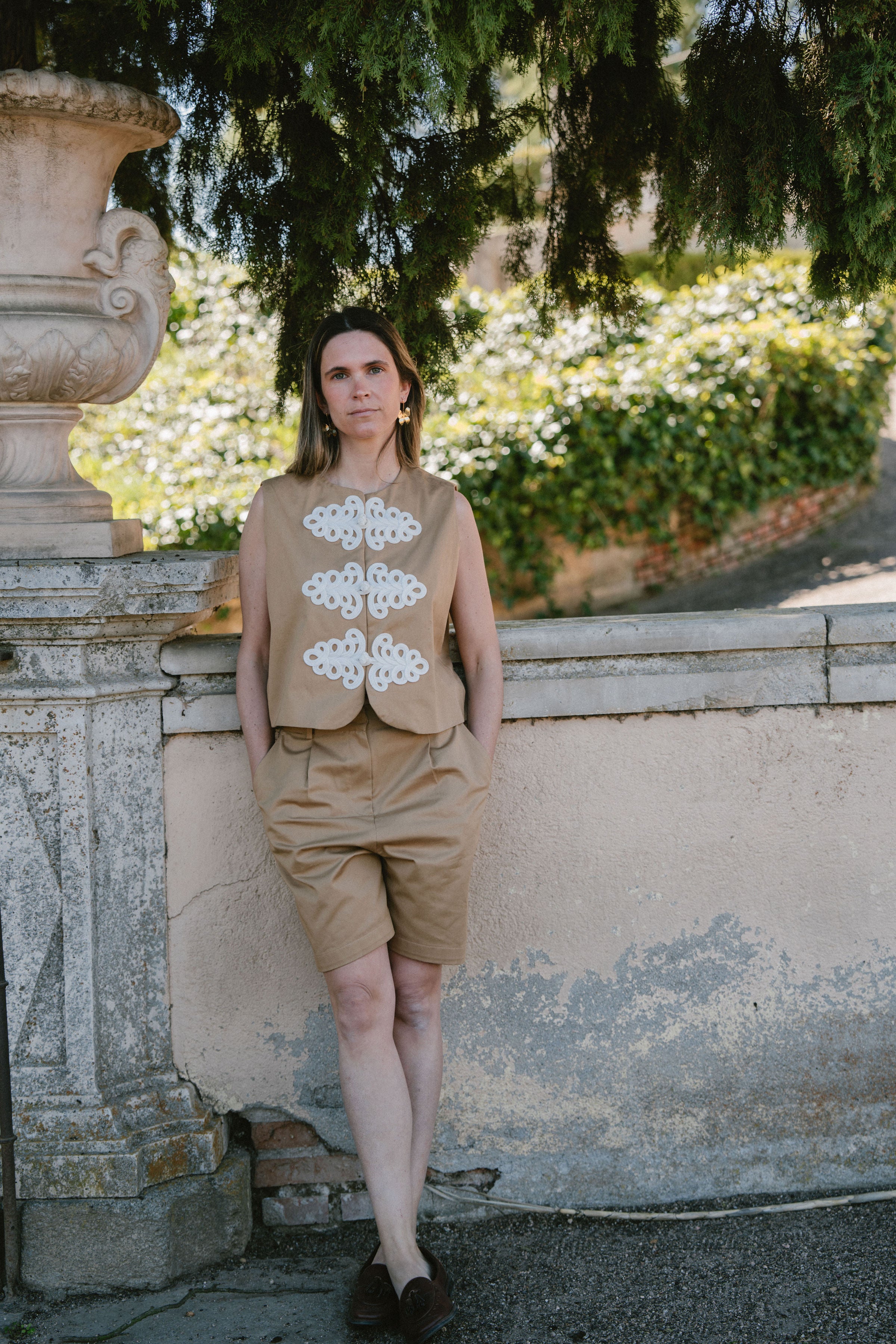 ALCÁZAR SET — Vest + Bermuda Shorts